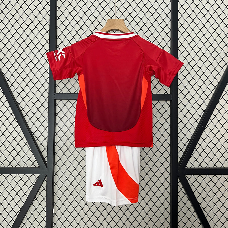 Kit Infantil Manchester United Titular 24/25