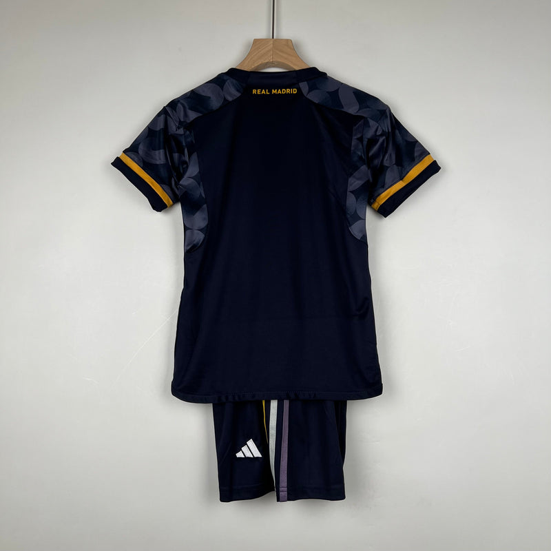 Kit Infantil Real Madrid Reserva 23/24